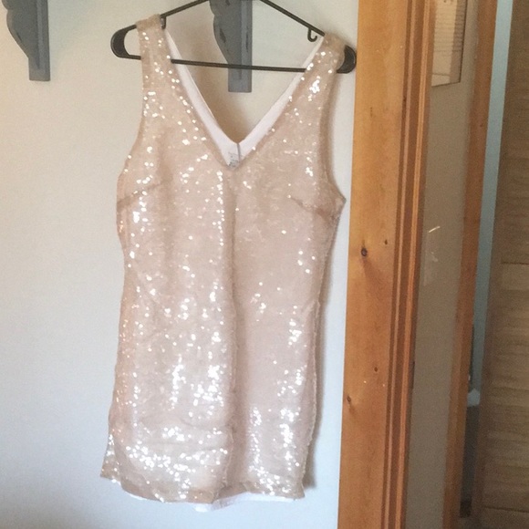 NWT SEQUIN DRESS - Picture 2 of 7